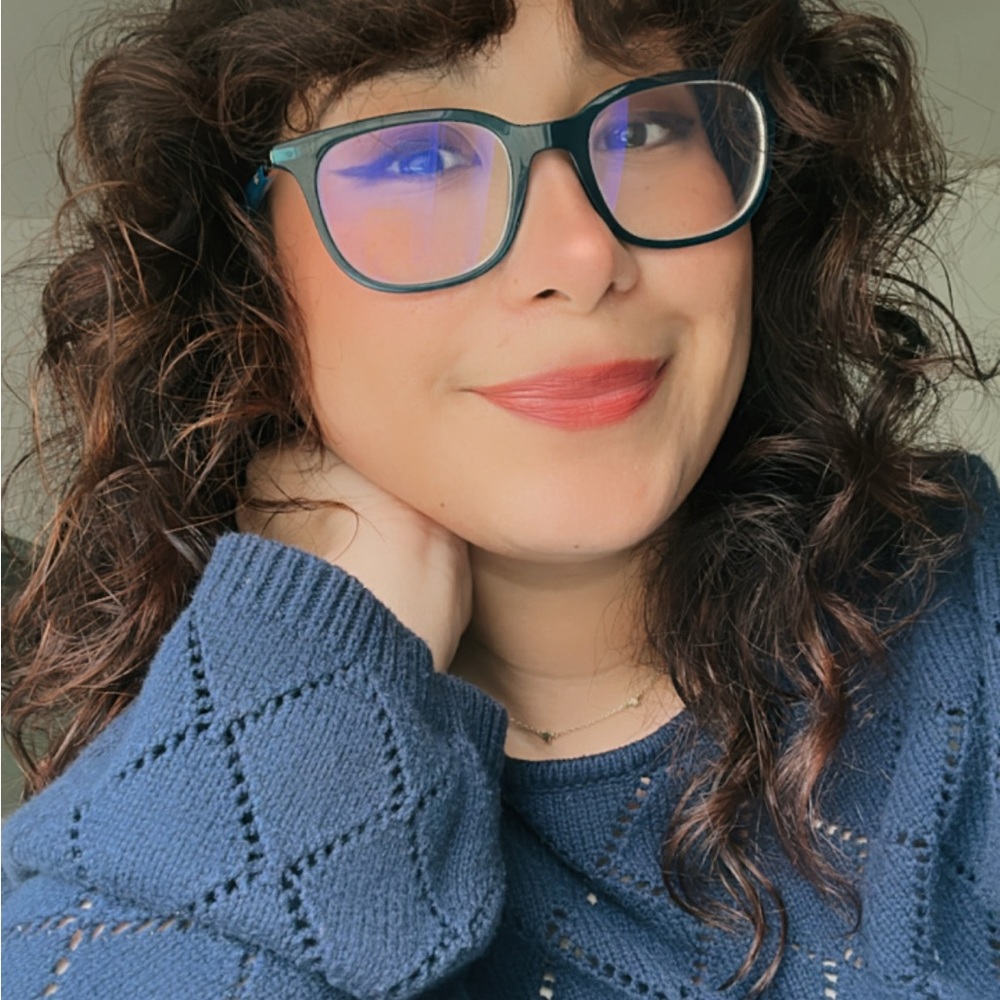 Meet your Posher, Monica